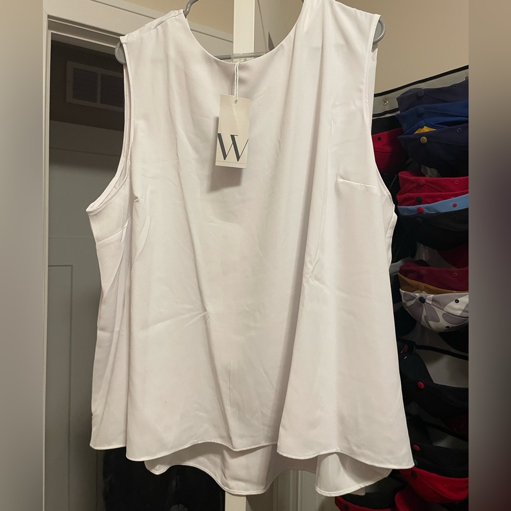 New with tags Worthington blouse